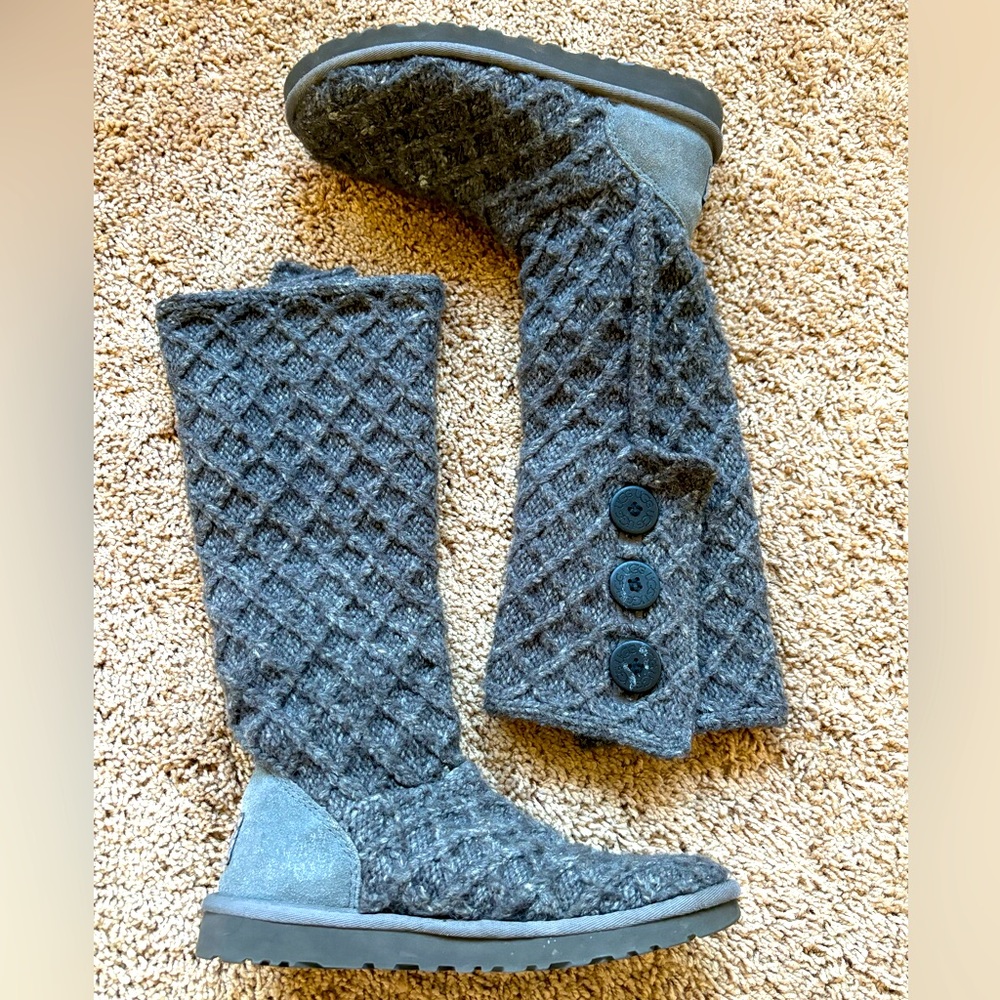 Ugg Cardy Boots Gray Uggs Women’s 8 Knitted